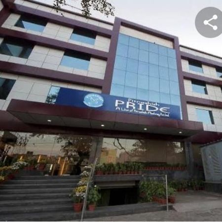 Hotel Pitrashish Pride Igi Intl Airport Delhi Kültér fotó
