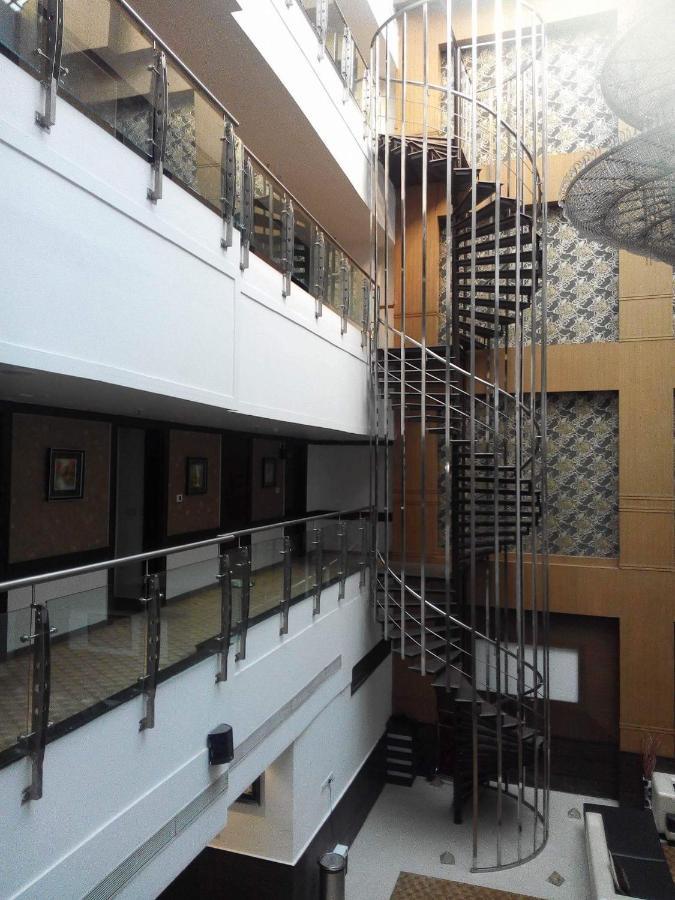 Hotel Pitrashish Pride Igi Intl Airport Delhi Kültér fotó