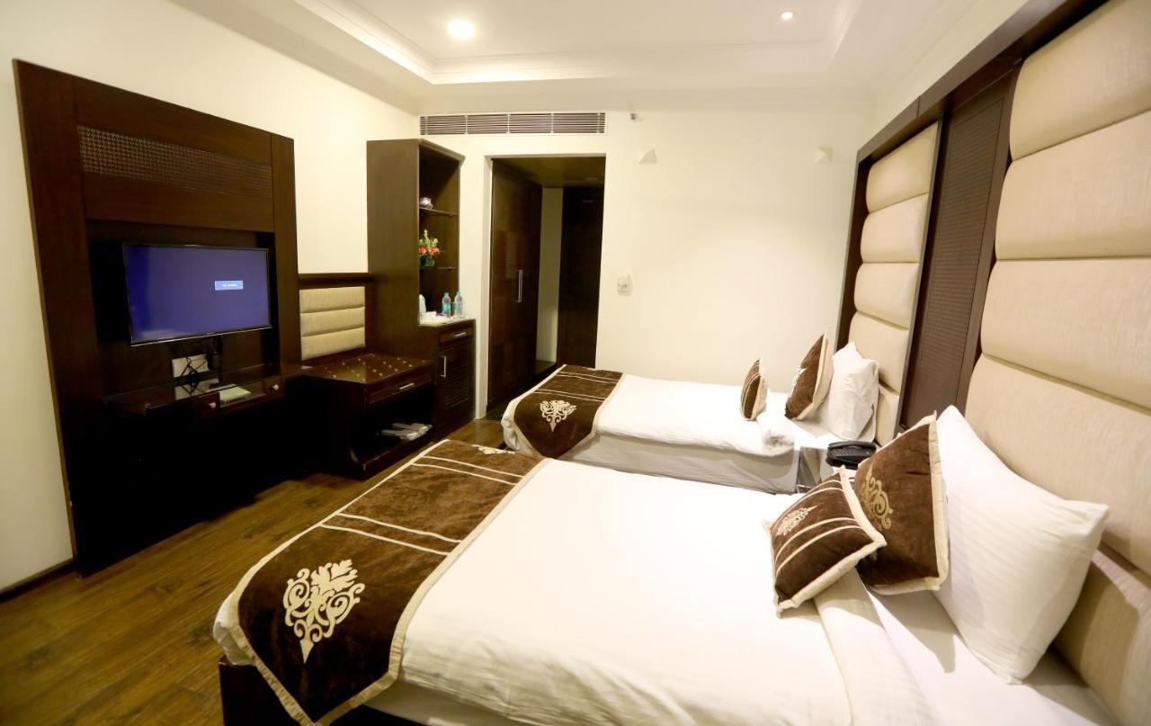 Hotel Pitrashish Pride Igi Intl Airport Delhi Kültér fotó
