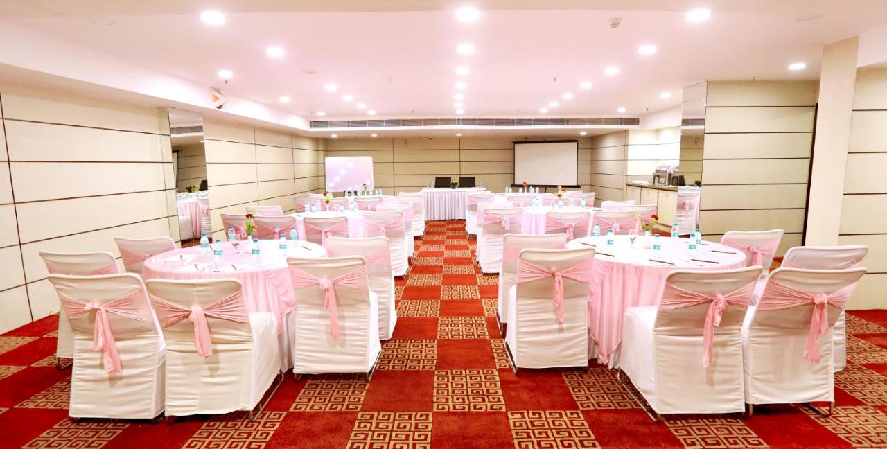 Hotel Pitrashish Pride Igi Intl Airport Delhi Kültér fotó