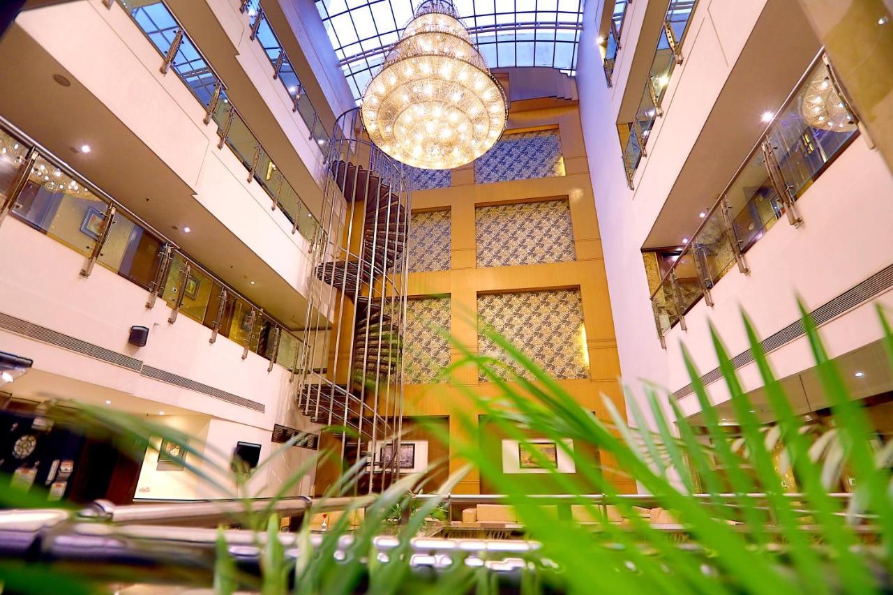 Hotel Pitrashish Pride Igi Intl Airport Delhi Kültér fotó